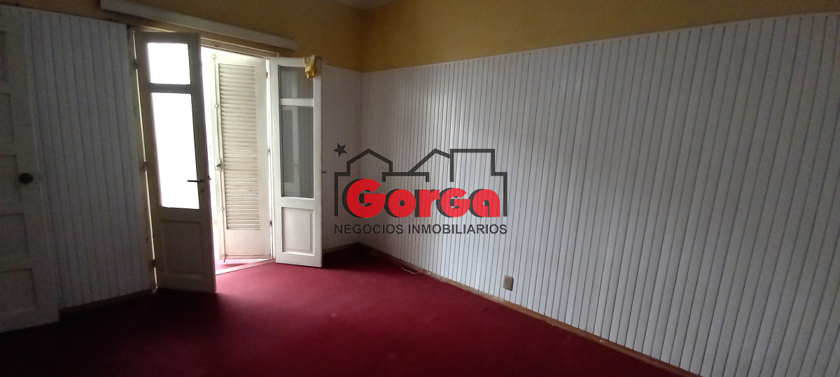 Apartamento ID.45 - Hnos Gil y Suárez. Precioso punto, dos dormitorios con patio. Muy luminoso.
