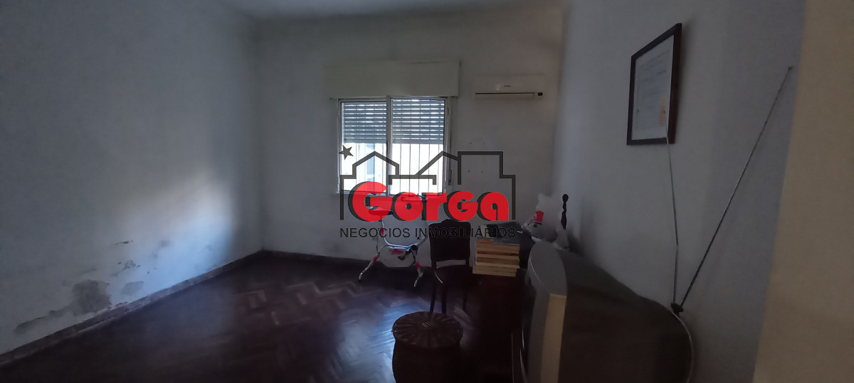 Casa ID.510 - Sobre Magested, tres casas en un mismo padrón. 