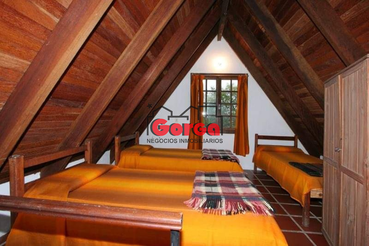 Casa ID.30 - Excelente complejo turístico, cuenta con hotel, cabañas independientes, piscinas y barbacoa.