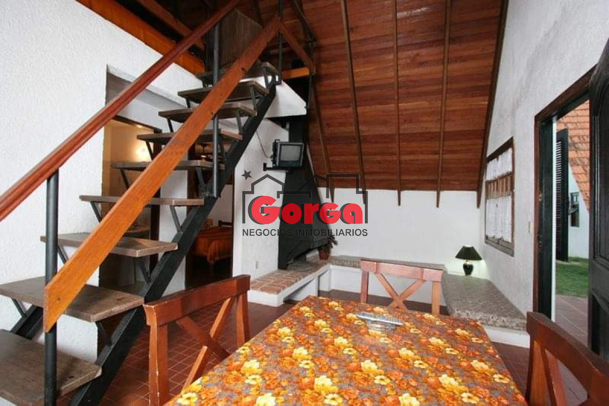 Casa ID.30 - Excelente complejo turístico, cuenta con hotel, cabañas independientes, piscinas y barbacoa.