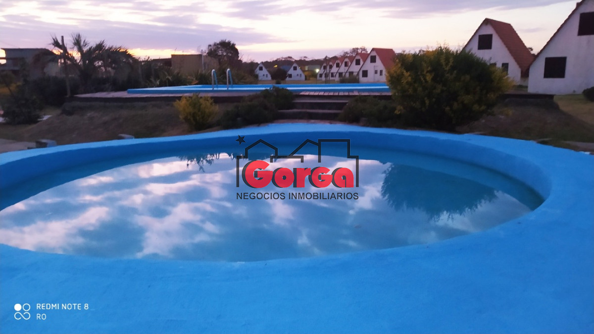 Casa ID.30 - Excelente complejo turístico, cuenta con hotel, cabañas independientes, piscinas y barbacoa.