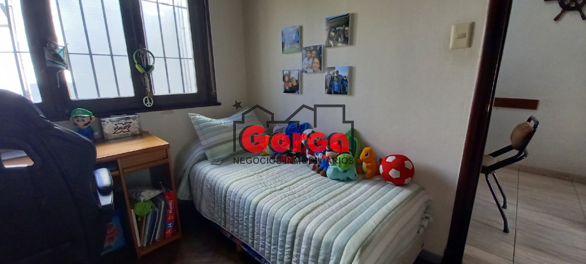 Casa ID.7 - Próx. Nuevo Centro, amplio metraje con 4 dormitorios, 3 baños, azotea con parrillero y garaje