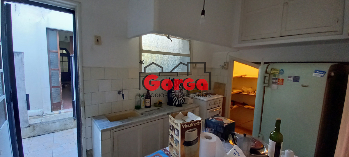 Casa ID.510 - Sobre Magested, tres casas en un mismo padrón. 