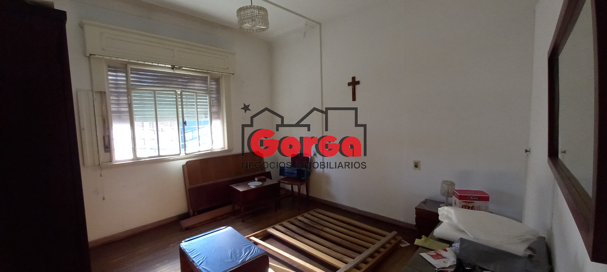 Casa ID.510 - Sobre Magested, tres casas en un mismo padrón. 