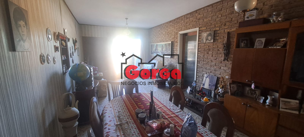 Casa ID.452 - Hermosa casa sobre Islas Canarias esq Castro