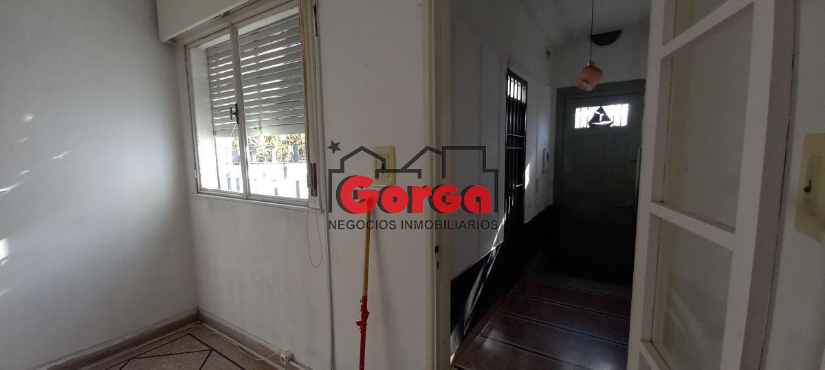 Casa ID.510 - Sobre Magested, tres casas en un mismo padrón. 