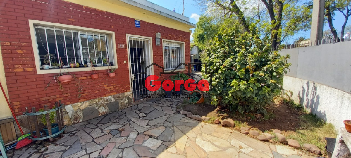Casa ID.41 - Toda en una planta, con hermoso desahogo en el jardín.