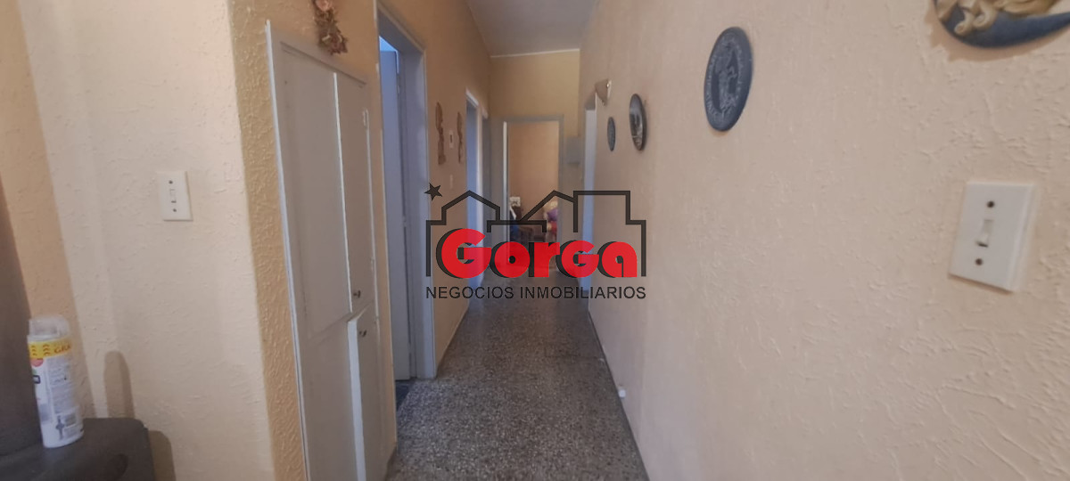 Casa ID.452 - Hermosa casa sobre Islas Canarias esq Castro