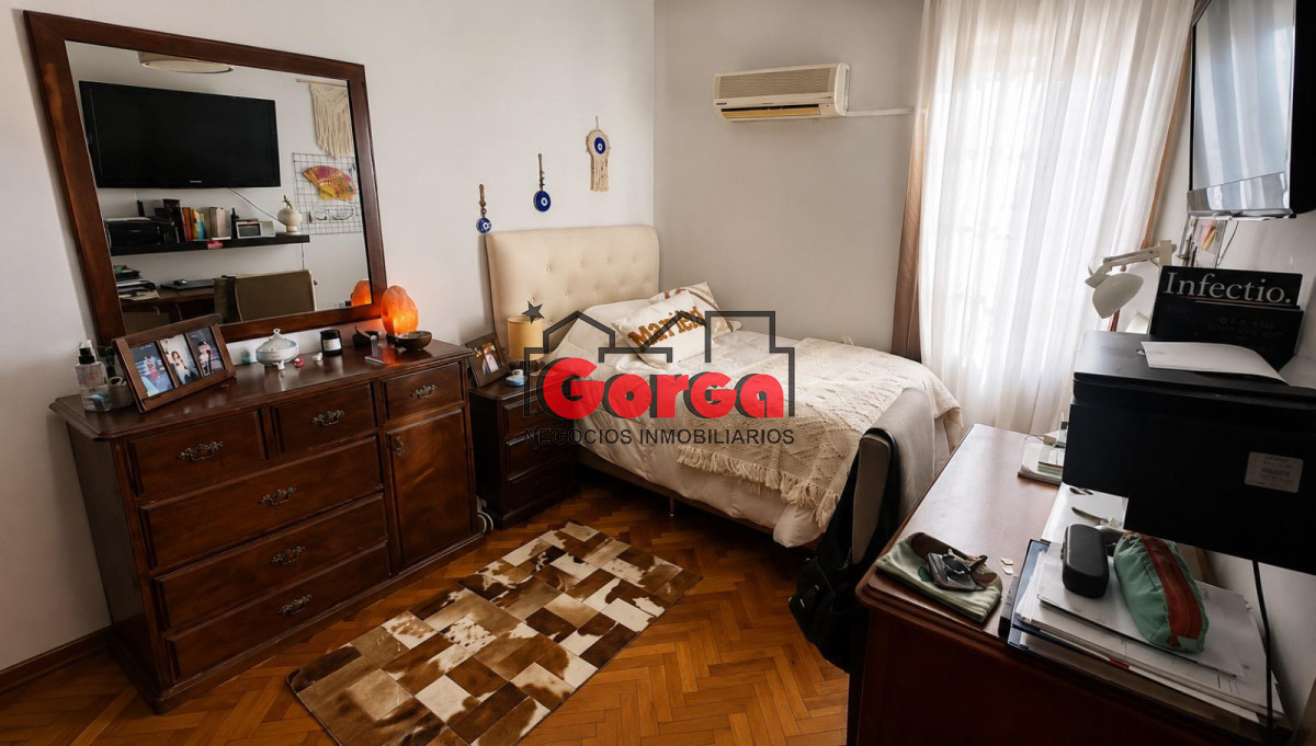 Casa ID.585 - Preciosa! Casa en P.A sobre Br. Artigas y Garibaldi