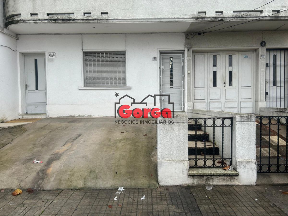 Casa ID.603 - Casa 2 dorm detrás Shopping Nuevo Centro 
