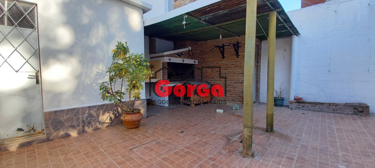 Casa ID.568 - Sobre Herrera y San Martín. Excelente chalet.