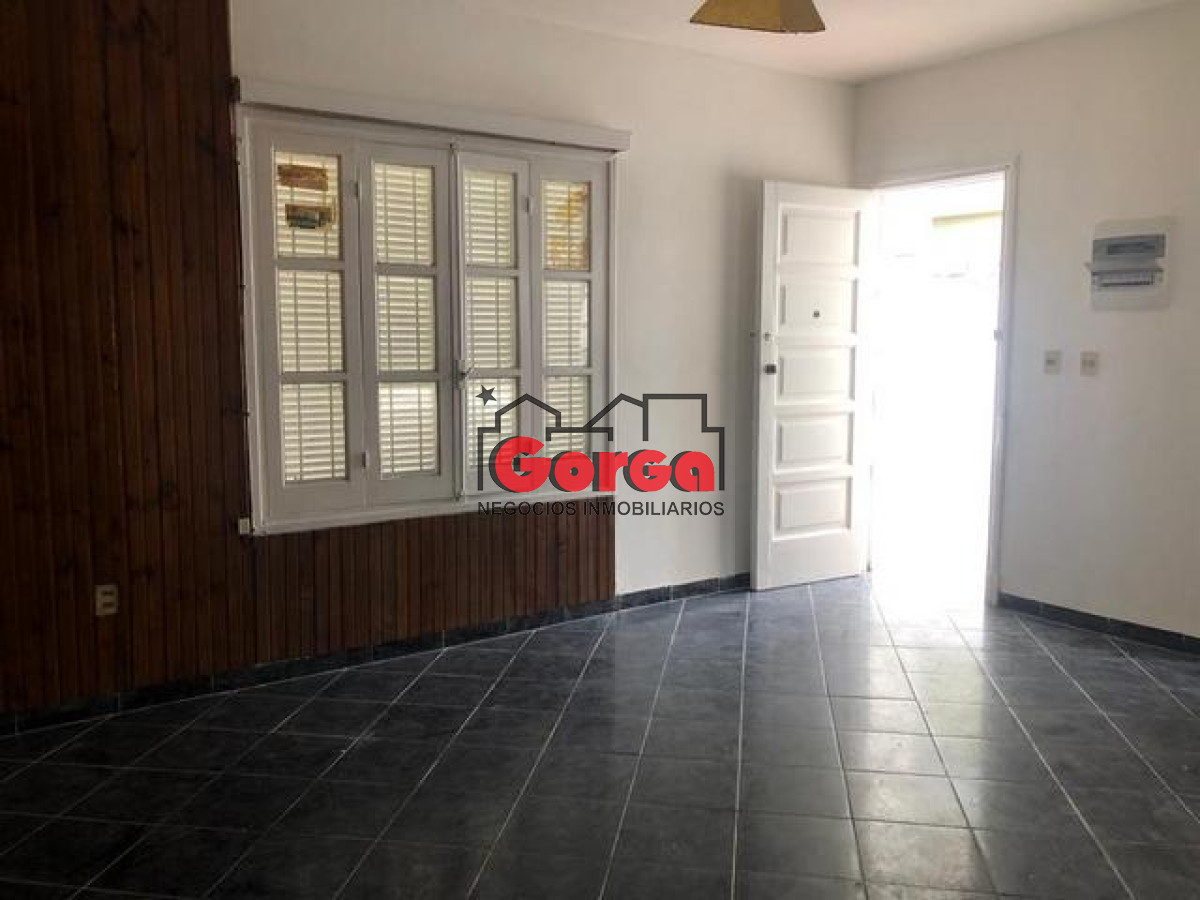 Casa ID.520 - Sobre Canstatt y Siena. Ideal para invertir o vivir!