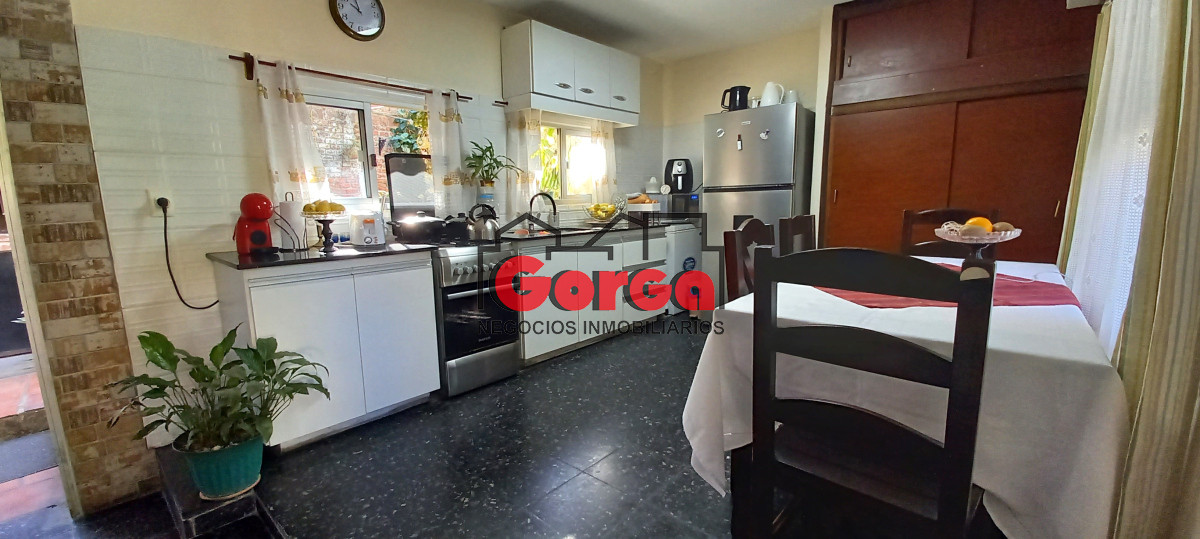Casa ID.483 - Hermosa casa en Carrasquito de Canal 5, Juan Cabal y Arrieta