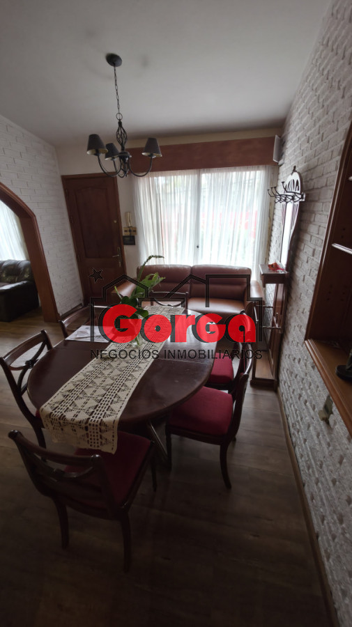 Casa ID.598 - Exclusiva en la zona, próx. a Nuevo Centro Shopping