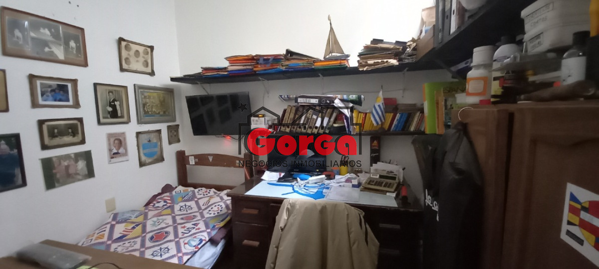 Casa ID.29 - Sólida construcción en dos plantas. Ideal empresa o dos familias.