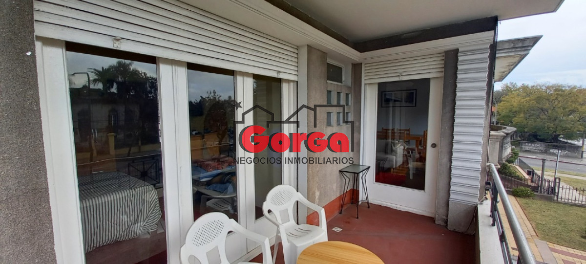 Casa ID.29 - Sólida construcción en dos plantas. Ideal empresa o dos familias.