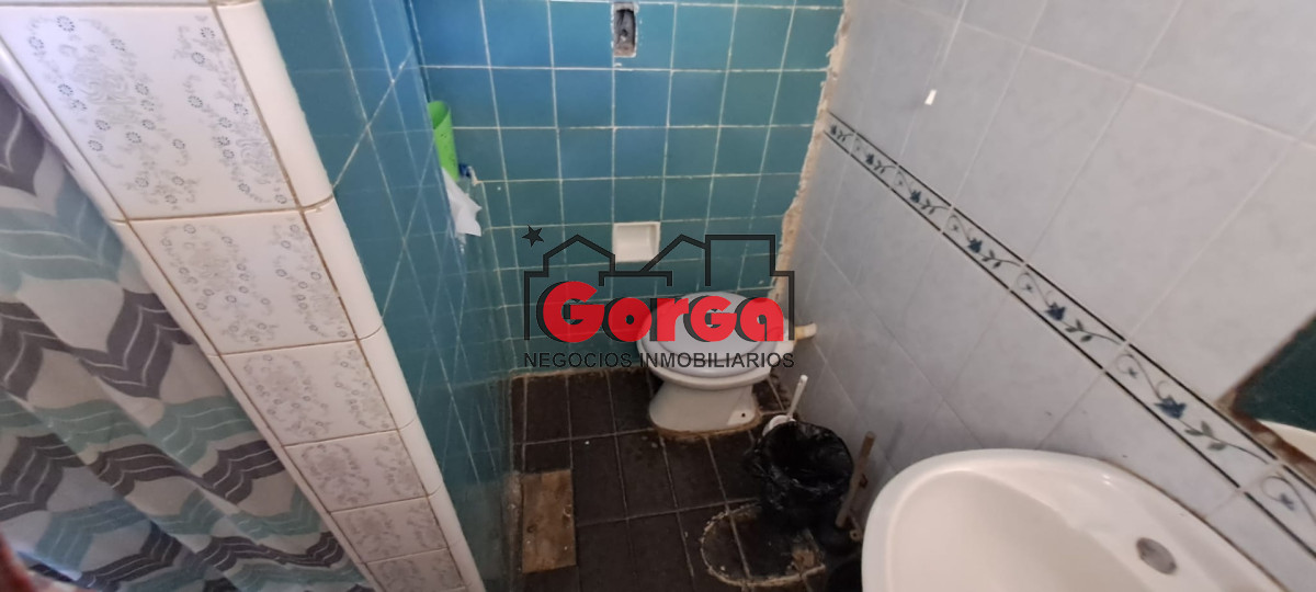 Casa ID.19 - A dos cuadras de Garibaldi y a metros de Arenal Grande. Zona con buenos servicios
