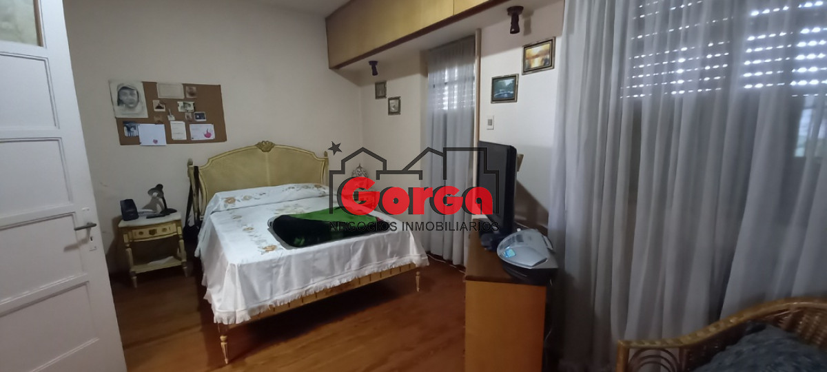 Casa ID.62 - Sobre Br Artigas y Pando, excelente construcción! 
