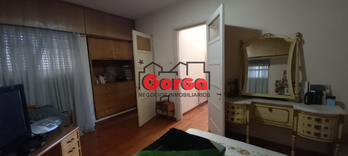 Casa ID.62 - Sobre Br Artigas y Pando, excelente construcción! 