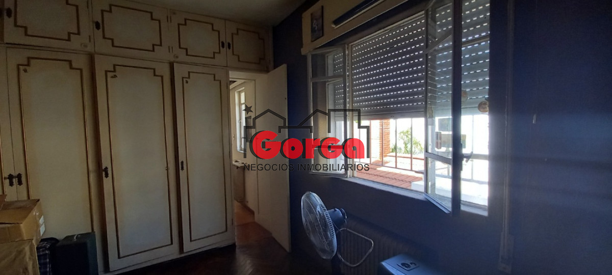 Casa ID.62 - Sobre Br Artigas y Pando, excelente construcción! 