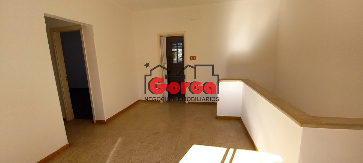 Casa ID.14 - Sobre Liropeya, casa en planta alta, súper luminosa
