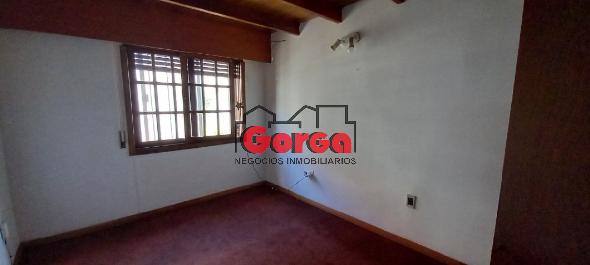 Casa ID.5 - Lista para entrar, Gualeguay casi Herrera. Lista para entrar. 
