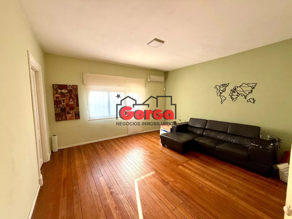 Casa ID.462 - Preciosa y única propiedad sobre Agraciada casi Asencio