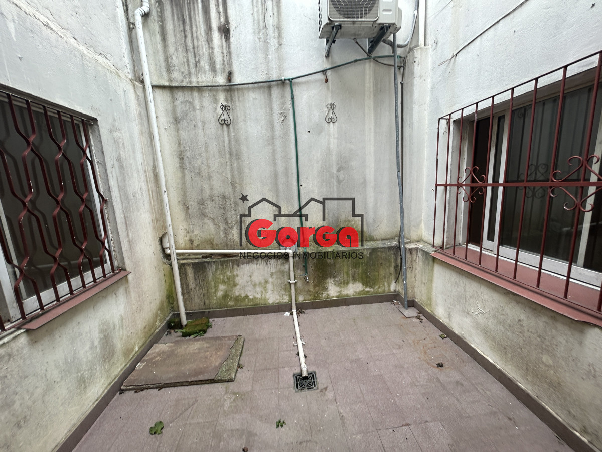 Casa ID.530 - Dos casas en un mismo padrón sobre Duque de los Abruzzos
