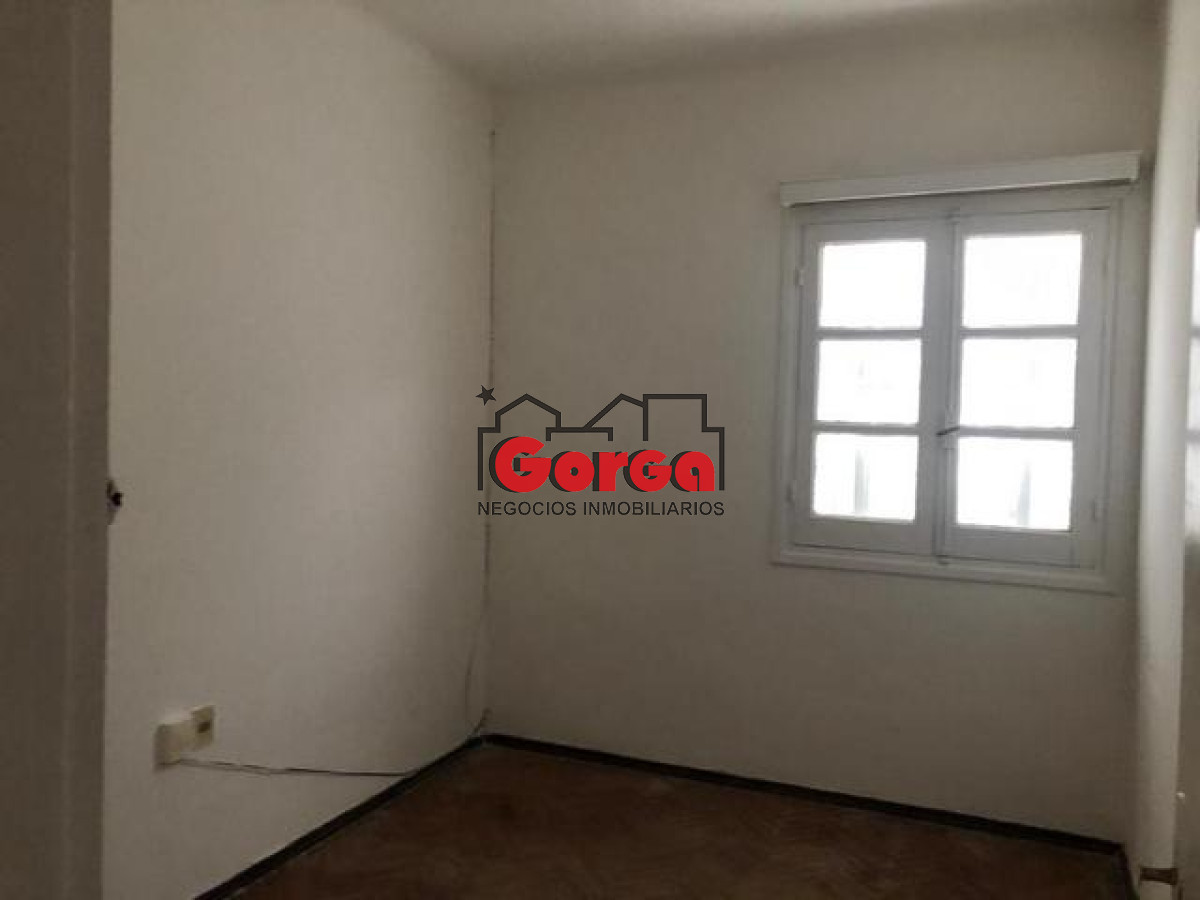 Casa ID.520 - Sobre Canstatt y Siena. Ideal para invertir o vivir!