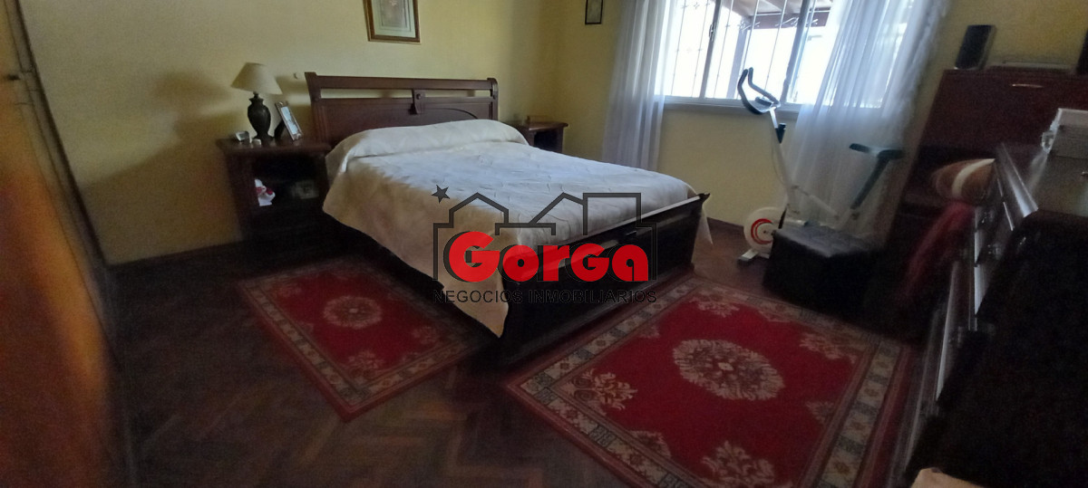 Casa ID.568 - Sobre Herrera y San Martín. Excelente chalet.