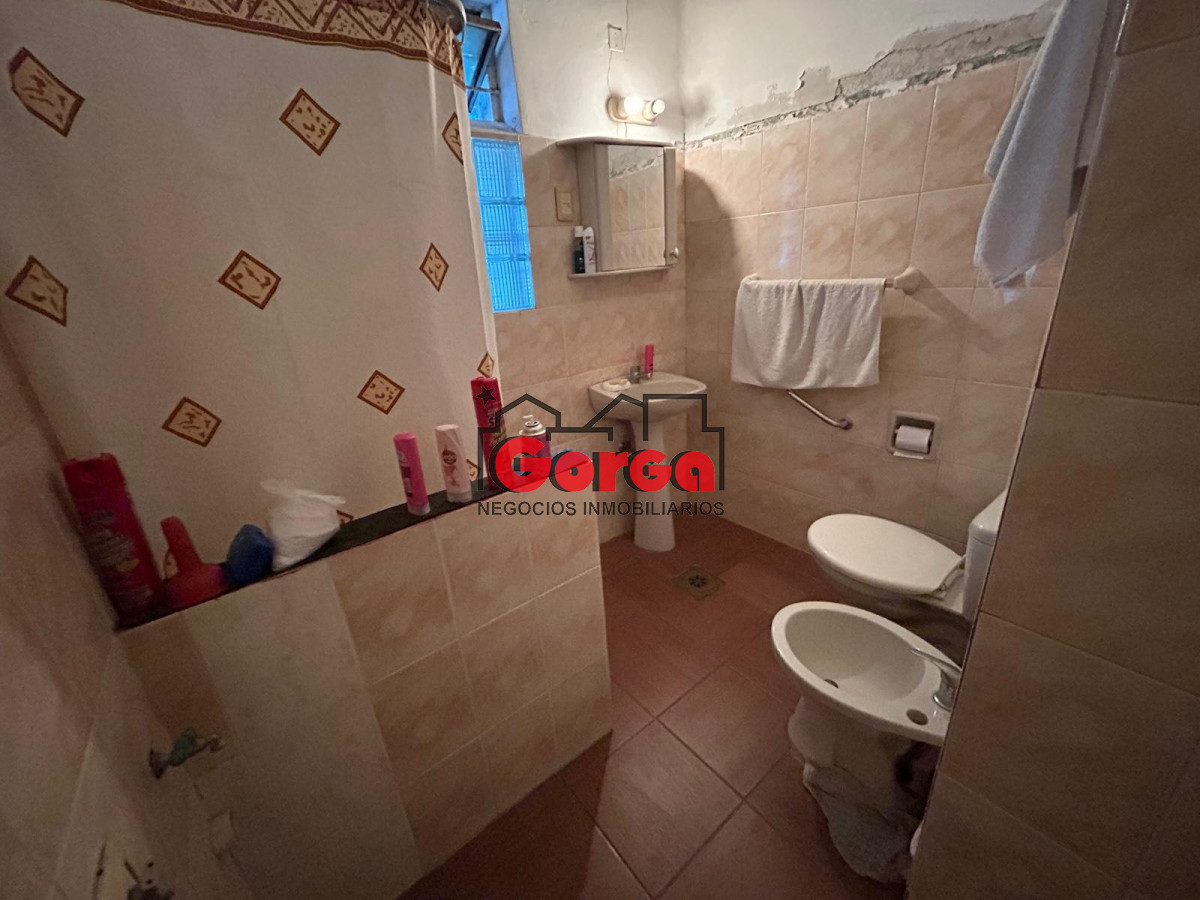 Casa ID.486 - Sobre Yucatan, casa en padrón único, excelente desahogo 