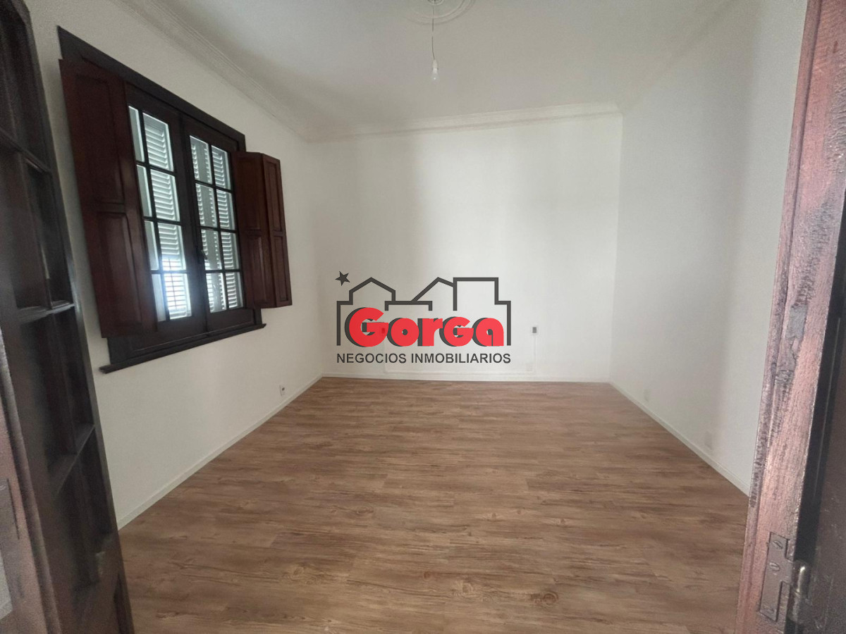 Casa ID.561 - Sobre Magested casi Avda San Martín 