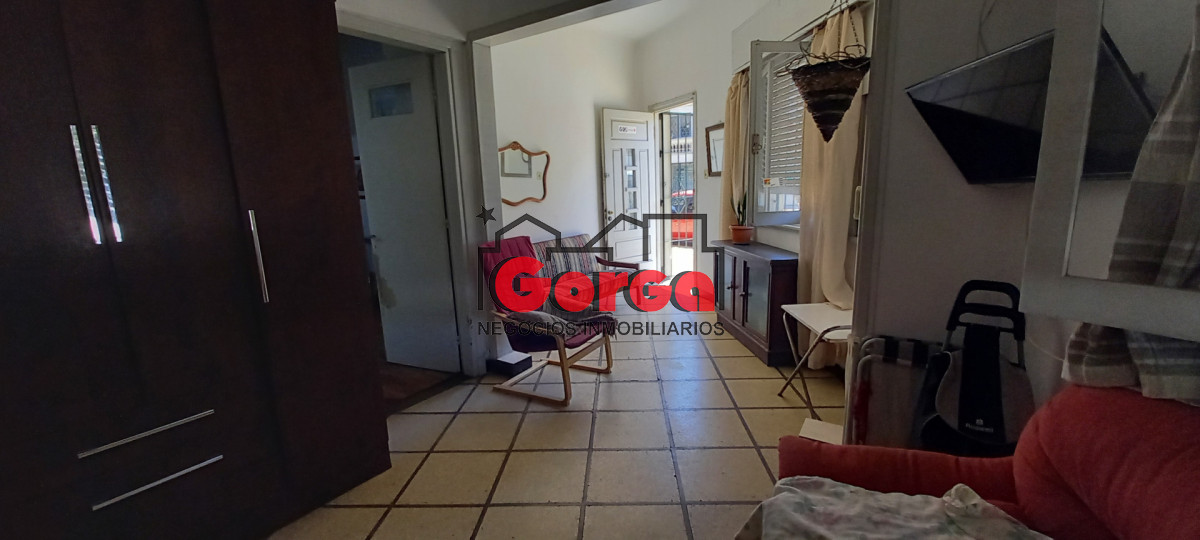 Casa ID.543 - Sobre Jujuy a una cuadra de Agraciada y Suárez
