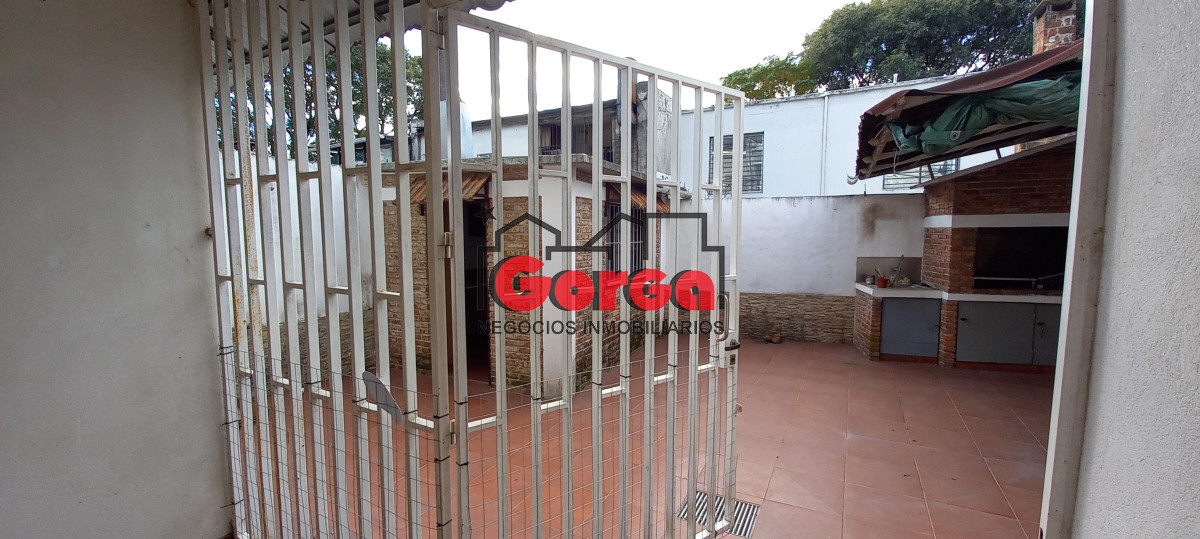 Casa ID.511 - Casa en planta baja, próx a Corrales y Varela