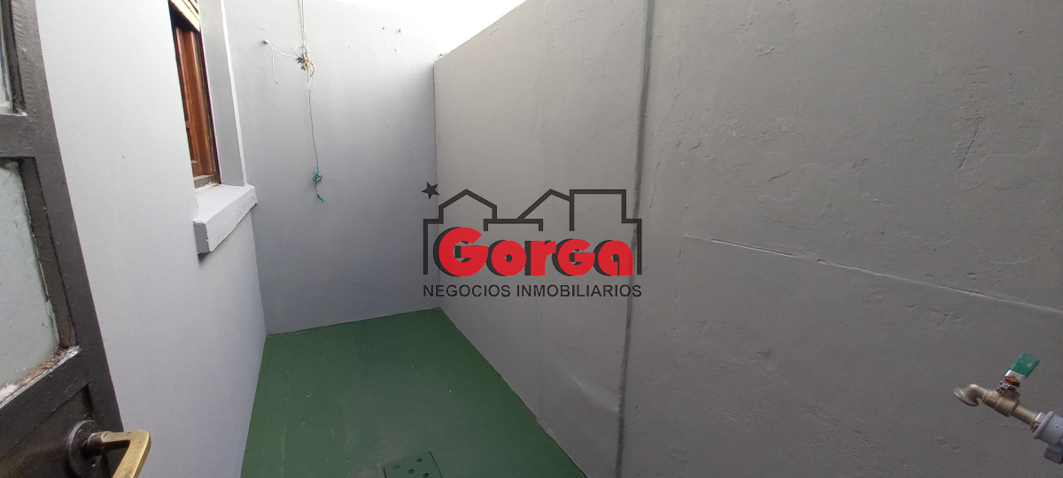Casa ID.557 - Coquimbo y Defensa, casa en PB en alquiler