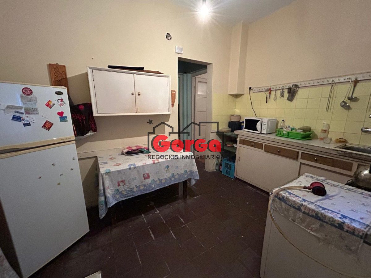 Casa ID.486 - Sobre Yucatan, casa en padrón único, excelente desahogo 