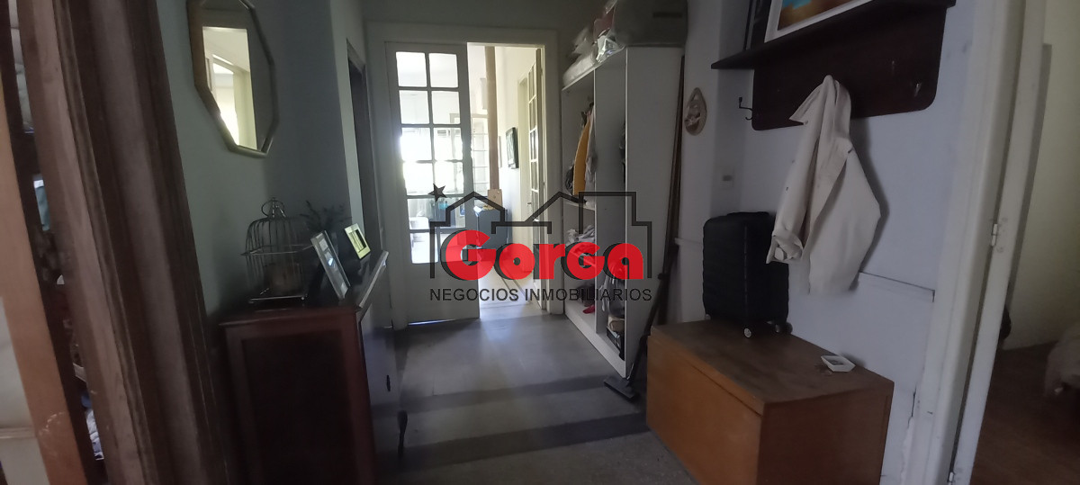 Casa ID.386 - Hermosa casa sobre Castro