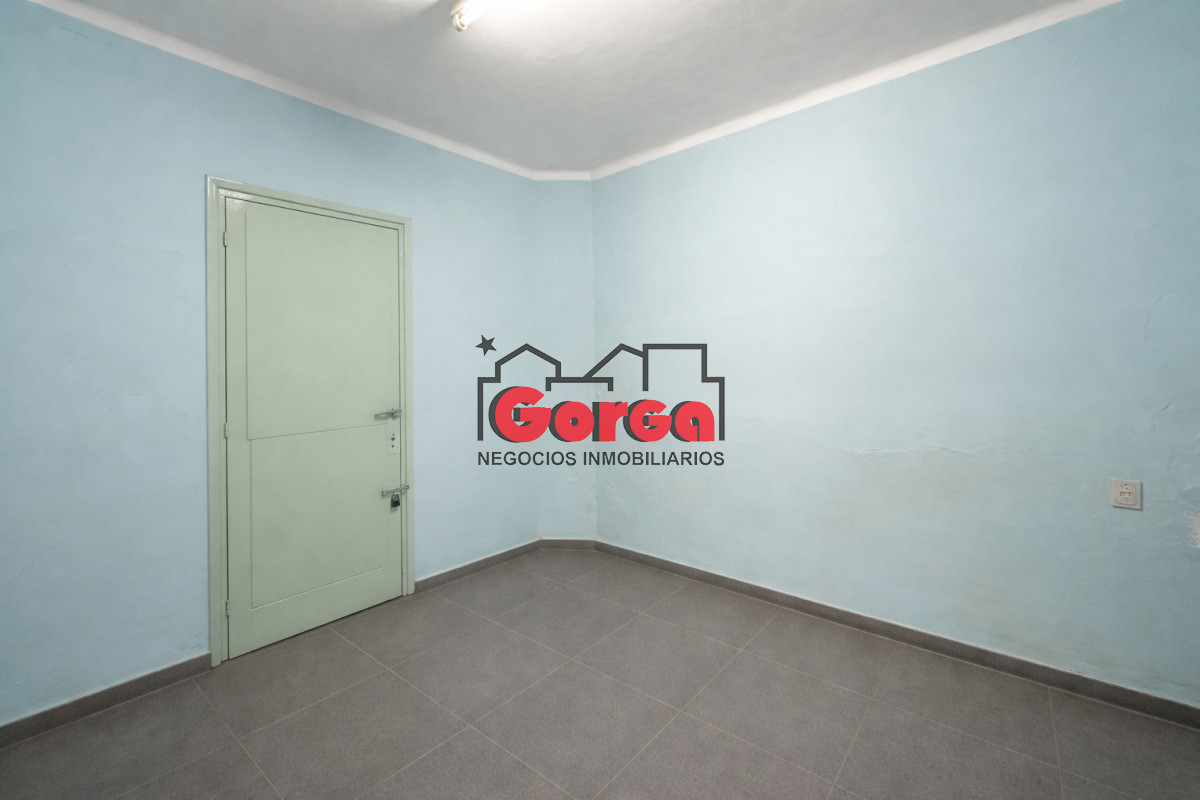 Casa ID.570 - Sobre Br Artigas y Marcelino Sosa, casa en planta alta. 