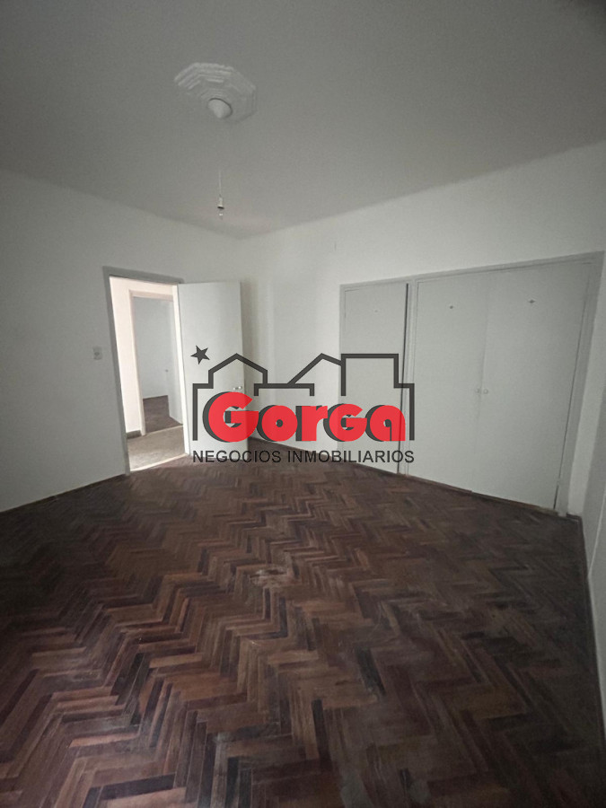 Casa ID.603 - Casa 2 dorm detrás Shopping Nuevo Centro 