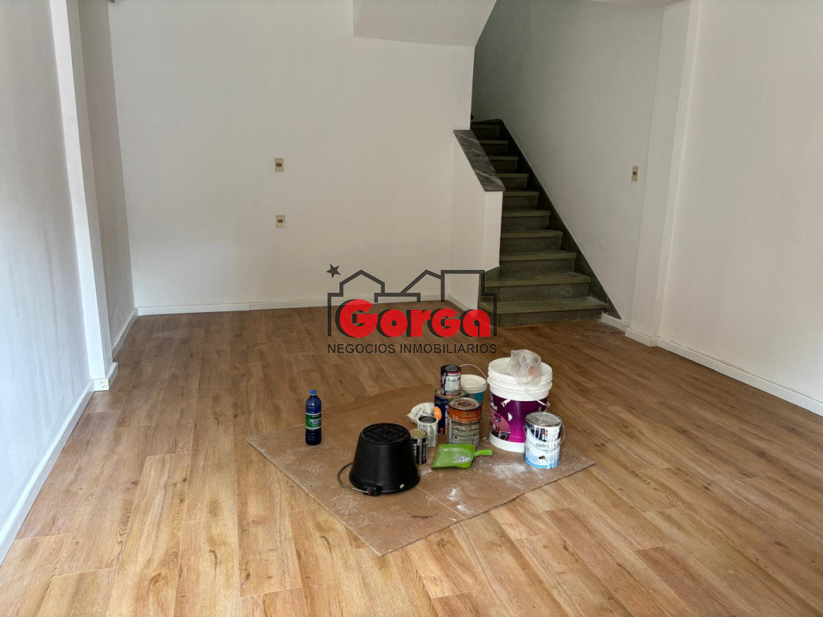 Casa ID.590 - Casa 2 dorm sobre Yaguari casi Bvar Artigas 