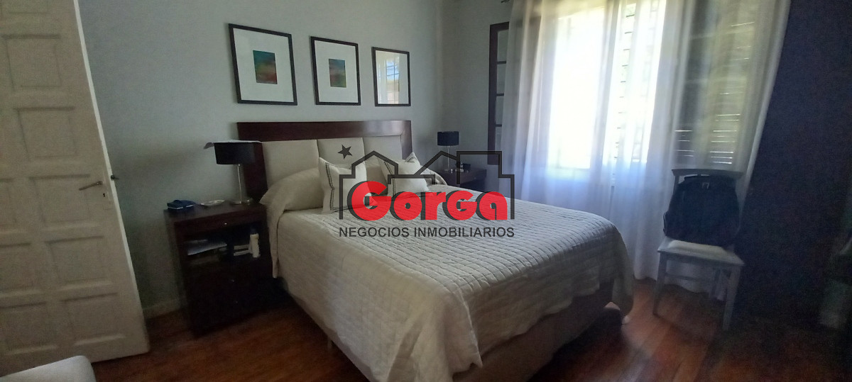 Casa ID.386 - Hermosa casa sobre Castro