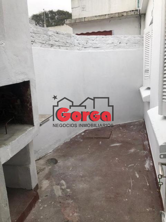 Casa ID.520 - Sobre Canstatt y Siena. Ideal para invertir o vivir!