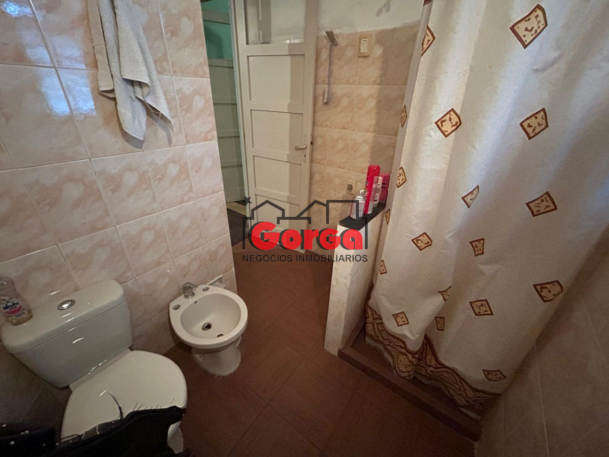 Casa ID.486 - Sobre Yucatan, casa en padrón único, excelente desahogo 