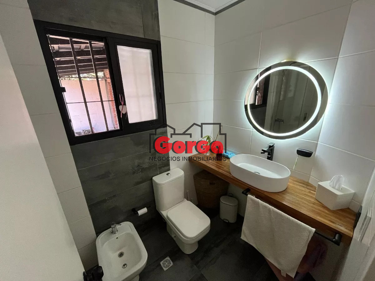 Casa ID.439 - Hermosa casa domótica en Carrasco Sur, a metros de Avda Italia
