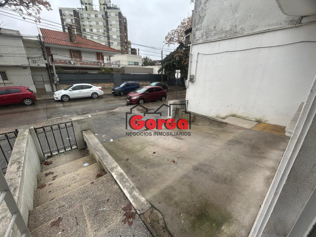 Casa ID.603 - Casa 2 dorm detrás Shopping Nuevo Centro 