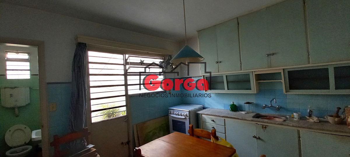 Casa ID.390 - Muy lindo dúplex en Chiavari y Herrera. Excelente punto!