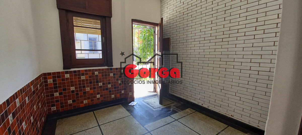 Casa ID.557 - Coquimbo y Defensa, casa en PB en alquiler