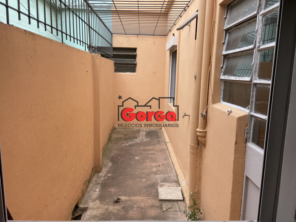 Casa ID.532 - Casa en Alquiler 2 dorm con gge 2 autos 