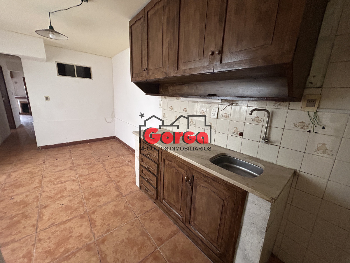 Casa ID.530 - Dos casas en un mismo padrón sobre Duque de los Abruzzos