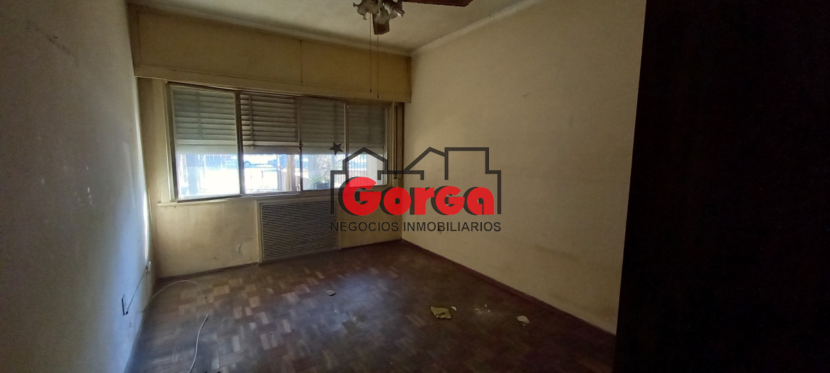 Casa ID.385 - Padrón único sobre Br Artigas casi Gral Flores